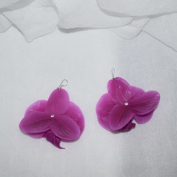 Fuchsia Phalaenopsis Orchid True Touch Artificial Earrings. - Picture 6 of 11